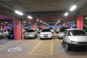 estacionamento_em_vaga_especial_foto-divulgacao